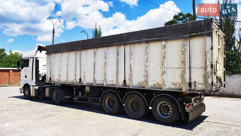 Самоскид напівпричіп Benalu TF34C1 1999 в Миколаєві