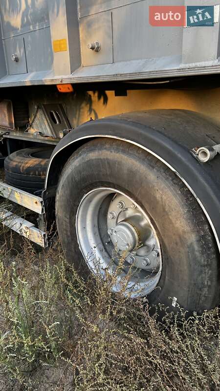 Самосвал полуприцеп Benalu TF34C1 1998 в Киеве