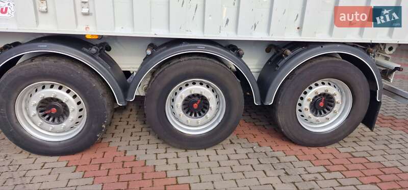 Самосвал полуприцеп Benalu TX 2010 в Виннице