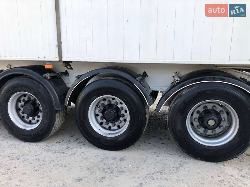 Самосвал полуприцеп Benalu TX 2004 в Золочеве