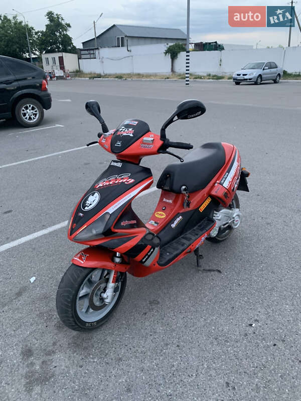 Скутер Benelli 491 1998 в Днепре