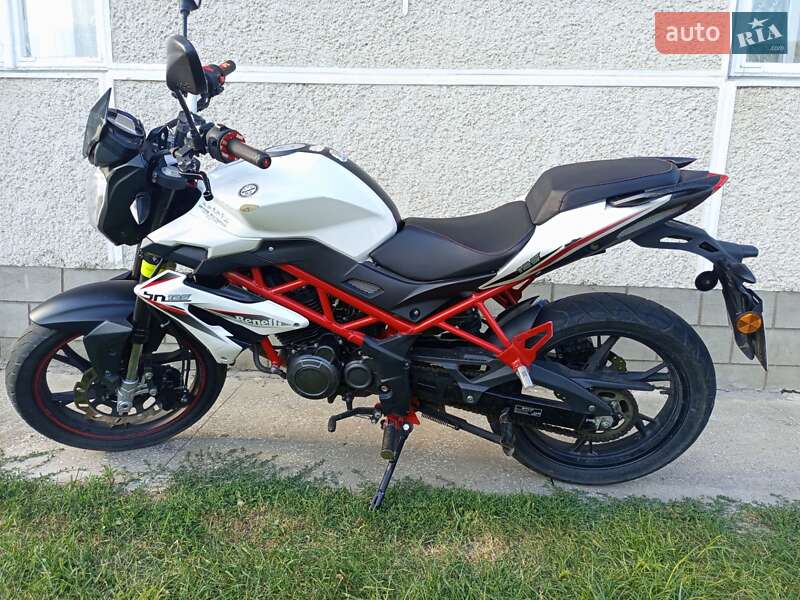 Мотоцикл Классик Benelli BN 2021 в Джурове