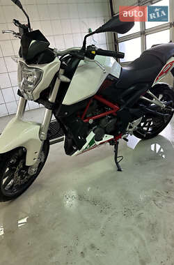 Мотоцикл Без обтекателей (Naked bike) Benelli TNT 25 2017 в 