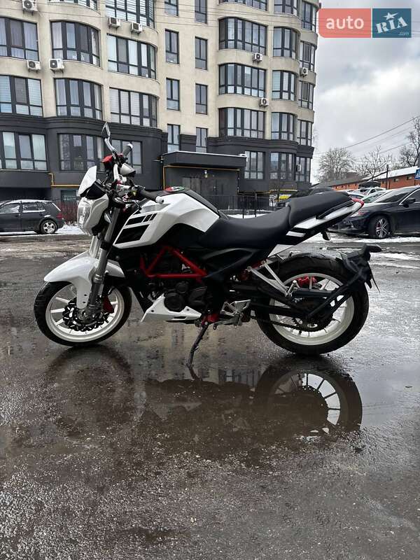 Benelli TNT 25 2016