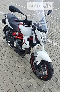 Мотоцикл Спорт-туризм Benelli TNT 300 2015 в Нововолынске