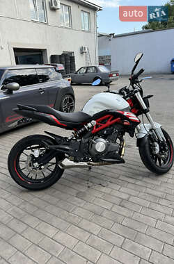 Мотоцикл Без обтекателей (Naked bike) Benelli TNT 302S 2019 в 