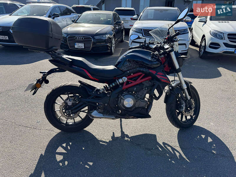Мотоцикл Без обтекателей (Naked bike) Benelli TNT 302S 2020 в Киеве