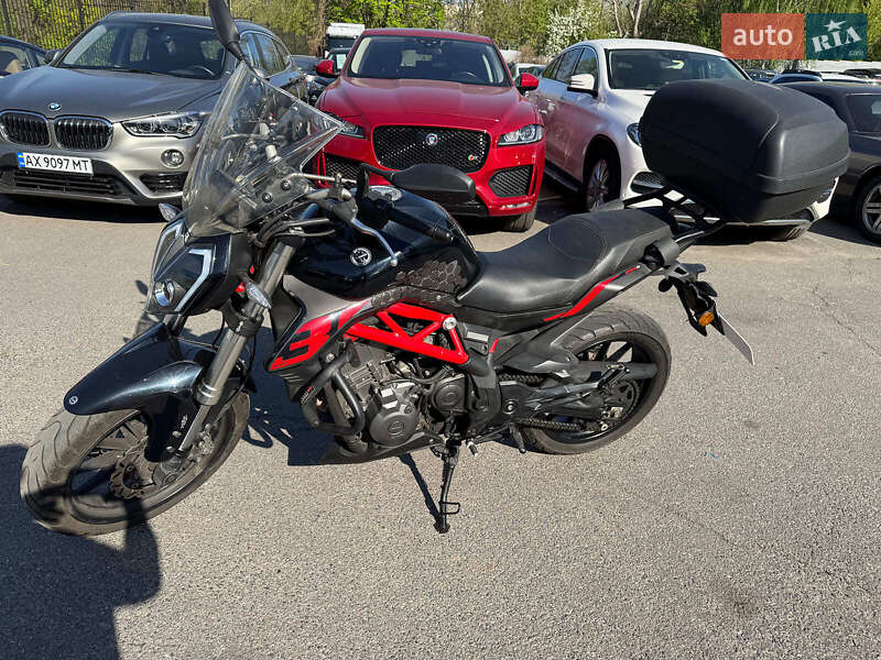 Мотоцикл Без обтекателей (Naked bike) Benelli TNT 302S 2020 в Киеве