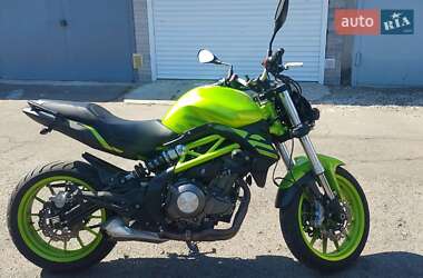 Мотоцикл Без обтекателей (Naked bike) Benelli TNT 302S 2020 в 