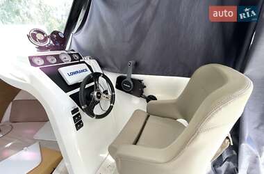 Моторная яхта Beneteau Antares 2014 в Киеве