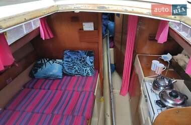 Парусная яхта Beneteau Oceanis 1987 в Киеве