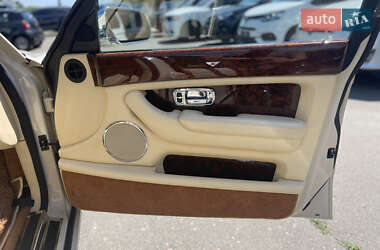Седан Bentley Arnage 2007 в Киеве