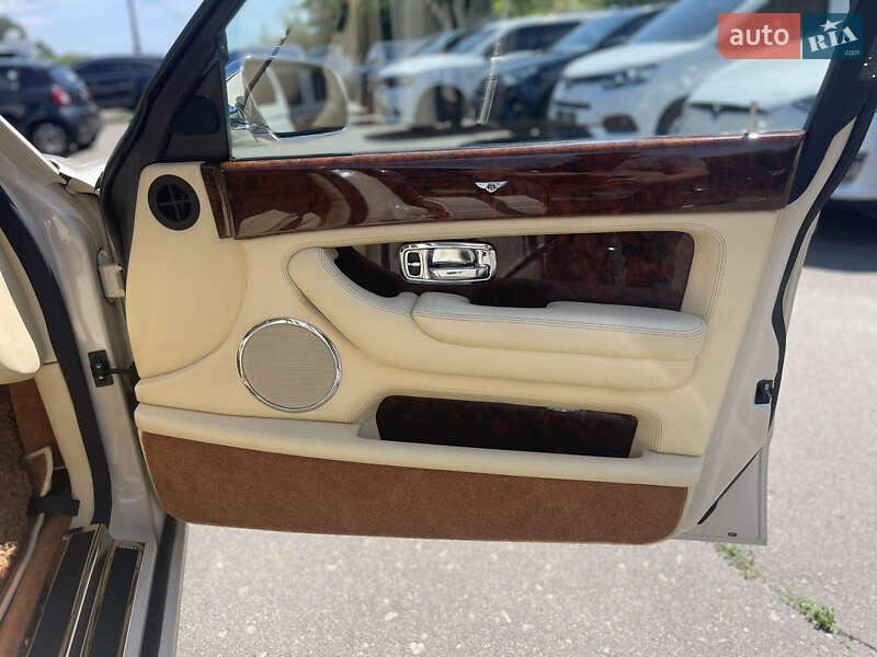Седан Bentley Arnage 2007 в Киеве