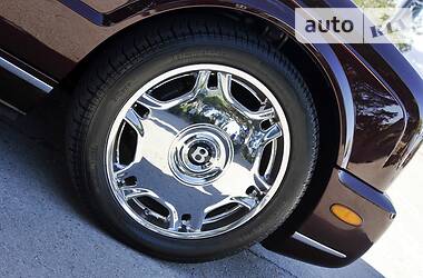 Кабриолет Bentley Azure 2007 в 