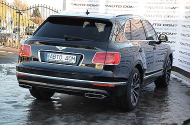 Позашляховик / Кросовер Bentley Bentayga 2017 в Києві