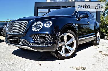 Внедорожник / Кроссовер Bentley Bentayga 2019 в Киеве