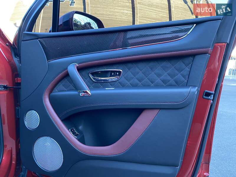 Внедорожник / Кроссовер Bentley Bentayga 2019 в Одессе