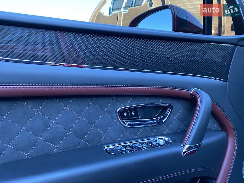 Внедорожник / Кроссовер Bentley Bentayga 2019 в Одессе