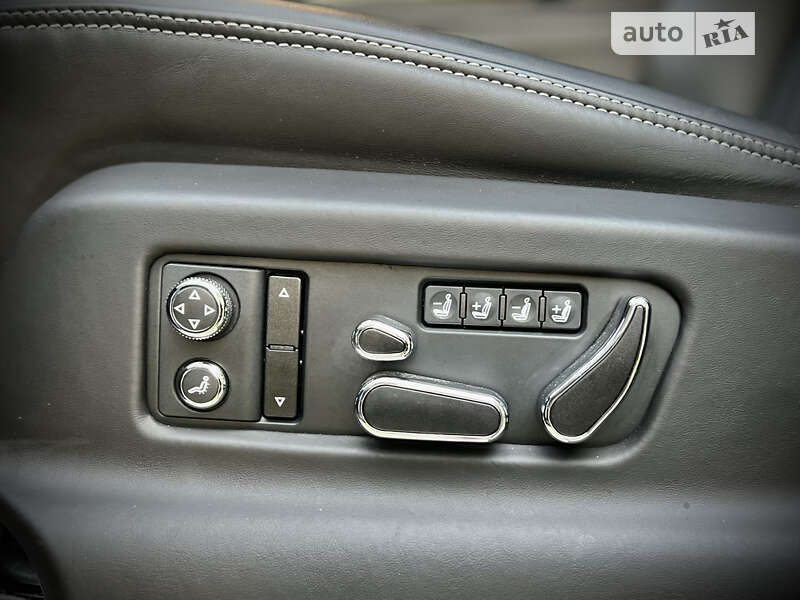 Внедорожник / Кроссовер Bentley Bentayga 2020 в Одессе