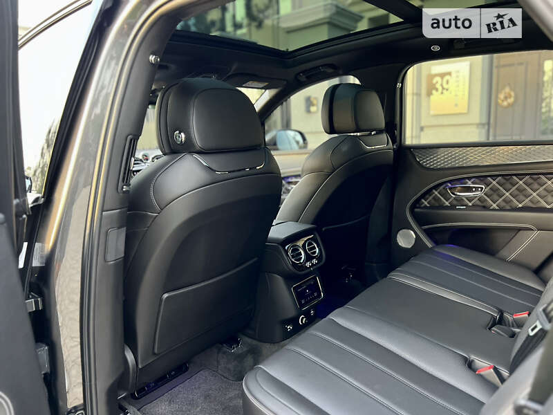 Внедорожник / Кроссовер Bentley Bentayga 2020 в Одессе