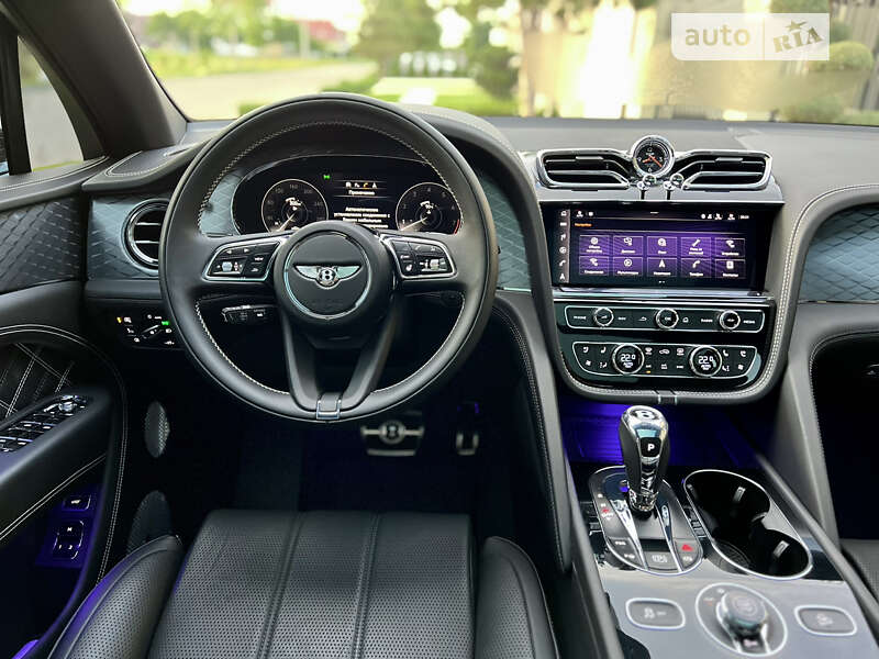 Внедорожник / Кроссовер Bentley Bentayga 2020 в Одессе
