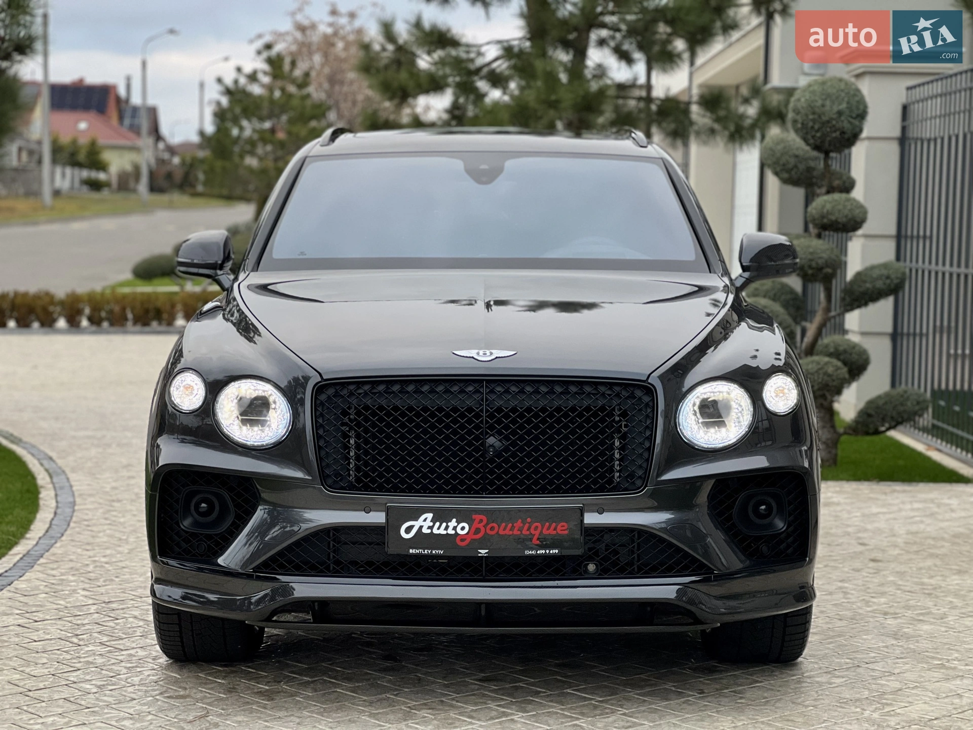 2020 Bentley Bentayga - мініатюра 3
