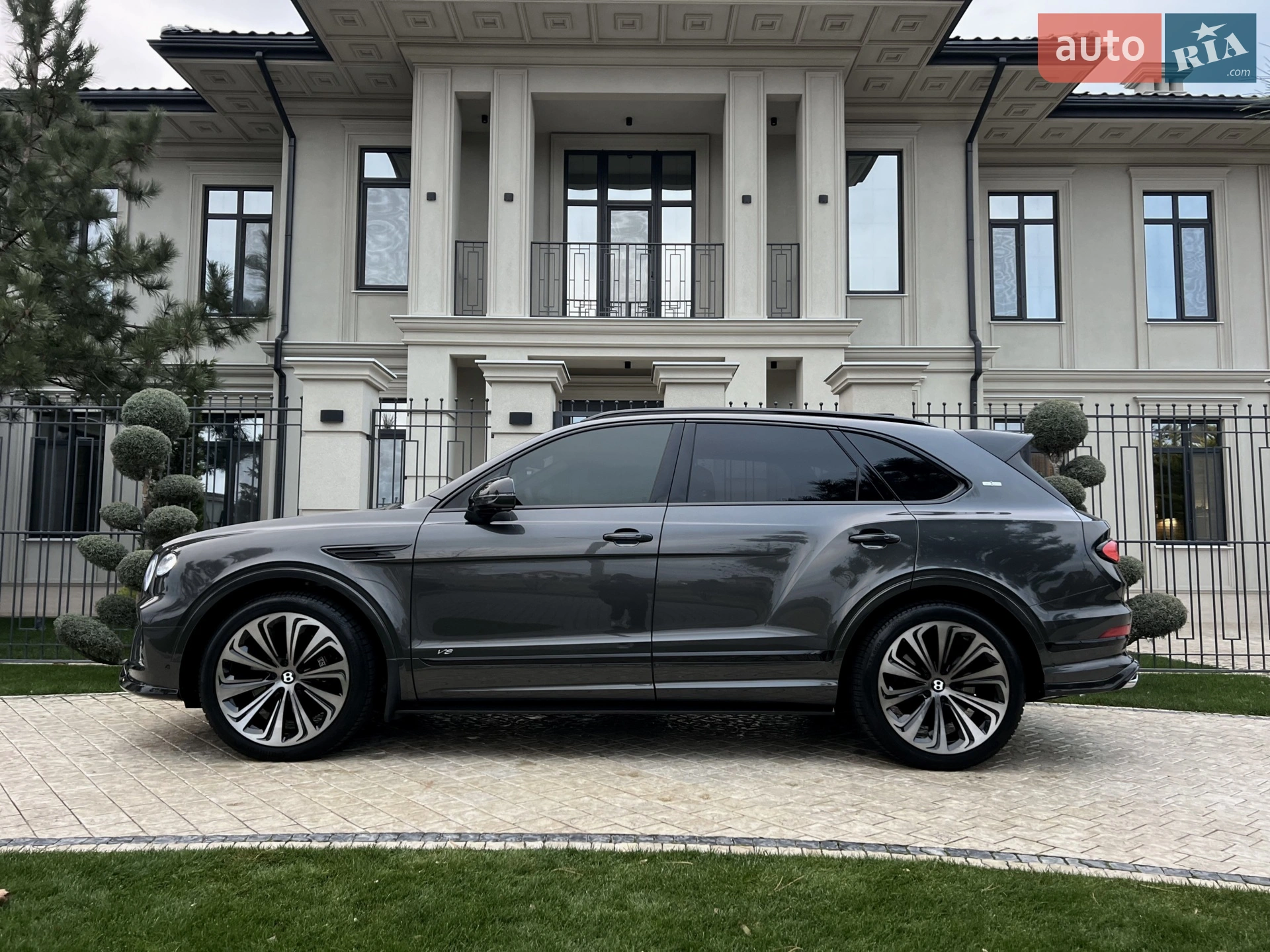 2020 Bentley Bentayga - мініатюра 7