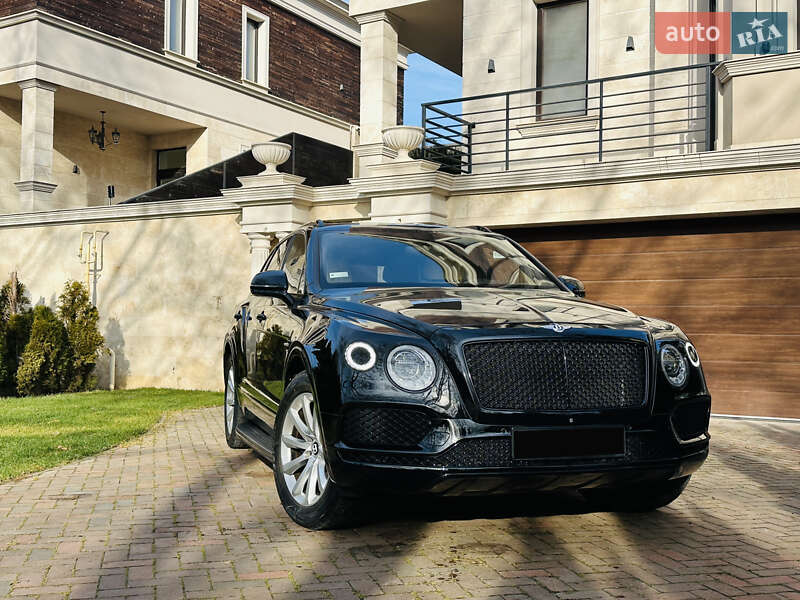 Внедорожник / Кроссовер Bentley Bentayga 2016 в Одессе