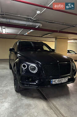 Внедорожник / Кроссовер Bentley Bentayga 2016 в 