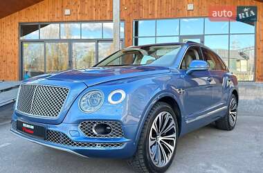 Внедорожник / Кроссовер Bentley Bentayga 2016 в 