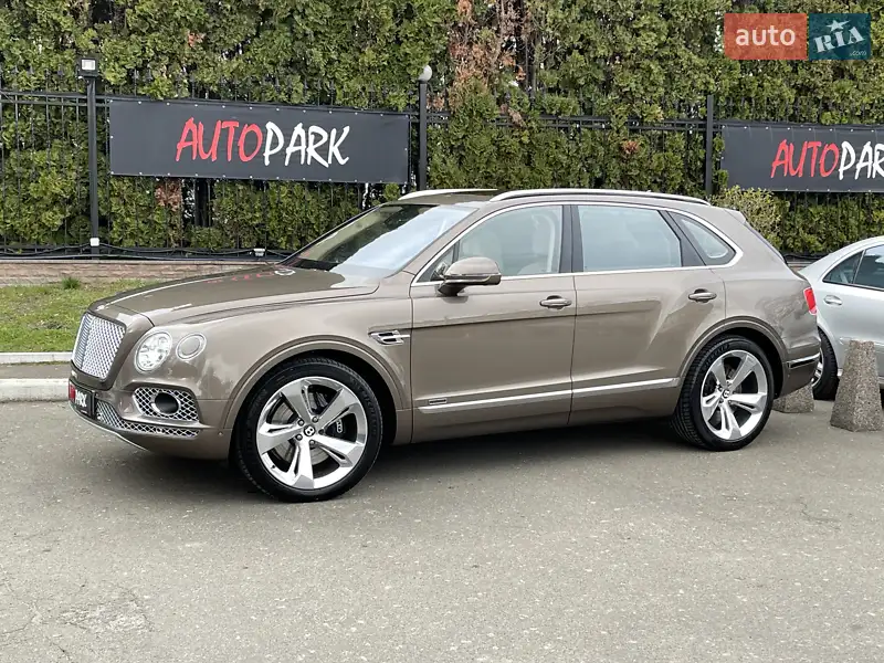 Позашляховик / Кросовер Bentley Bentayga 2017 в 