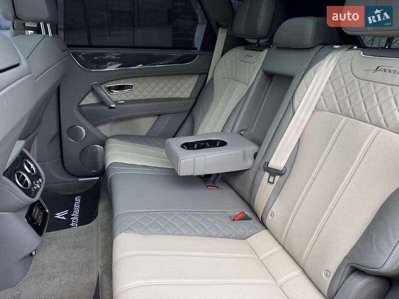 Внедорожник / Кроссовер Bentley Bentayga 2019 в Киеве