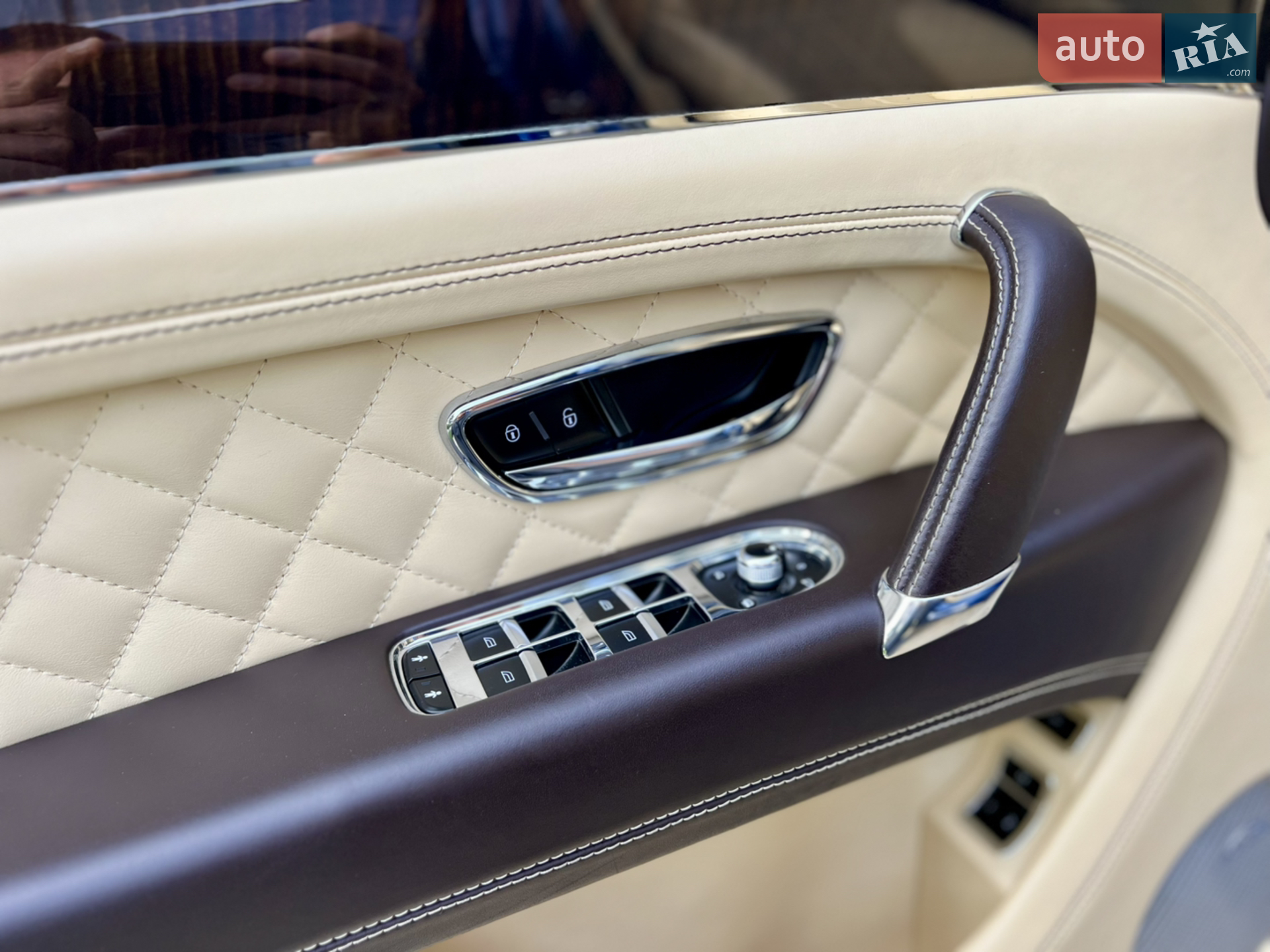 2017 Bentley Bentayga - мініатюра 30