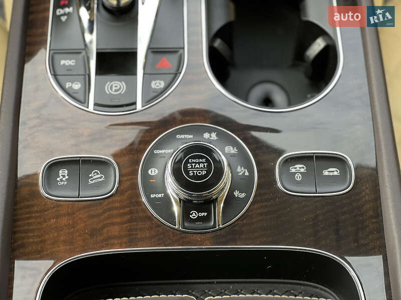 Внедорожник / Кроссовер Bentley Bentayga 2017 в Одессе фото 50 Внедорожник / Кроссовер Bentley Bentayga 2017 в Одессе