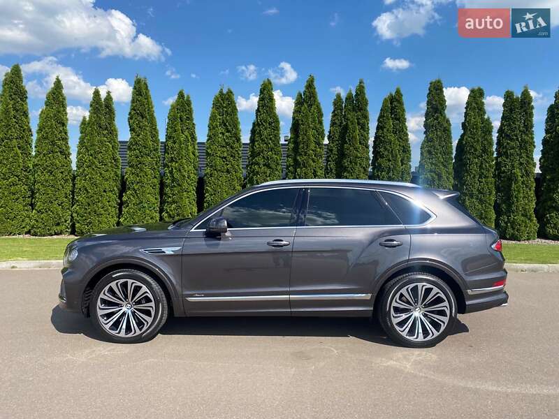 Внедорожник / Кроссовер Bentley Bentayga 2023 в Киеве