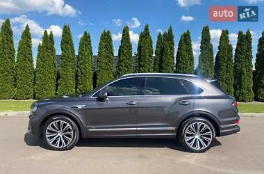 Внедорожник / Кроссовер Bentley Bentayga 2023 в 