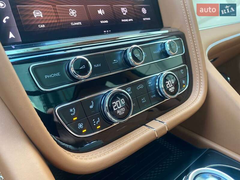 Внедорожник / Кроссовер Bentley Bentayga 2023 в Киеве