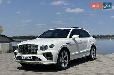 Внедорожник / Кроссовер Bentley Bentayga 2021 в 