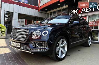 Внедорожник / Кроссовер Bentley Bentayga 2017 в 