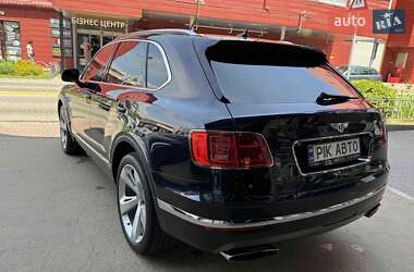 Внедорожник / Кроссовер Bentley Bentayga 2017 в 