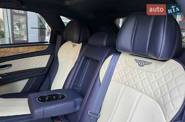 Внедорожник / Кроссовер Bentley Bentayga 2017 в 