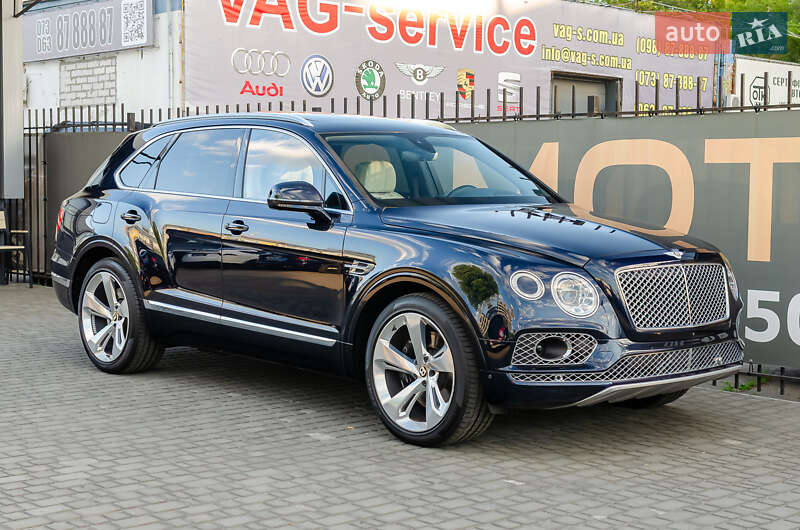 Внедорожник / Кроссовер Bentley Bentayga 2019 в Киеве