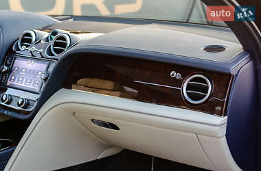 Позашляховик / Кросовер Bentley Bentayga 2019 в Києві