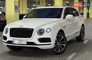 Внедорожник / Кроссовер Bentley Bentayga 2019 в 