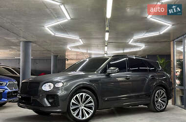 Внедорожник / Кроссовер Bentley Bentayga 2020 в 
