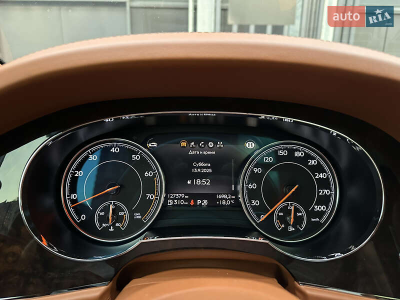 Позашляховик / Кросовер Bentley Bentayga 2016 в Києві