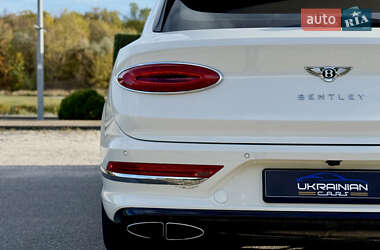 Внедорожник / Кроссовер Bentley Bentayga 2021 в 