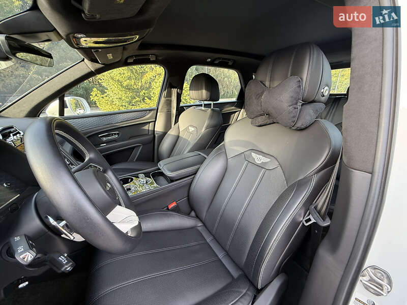Внедорожник / Кроссовер Bentley Bentayga 2021 в Днепре