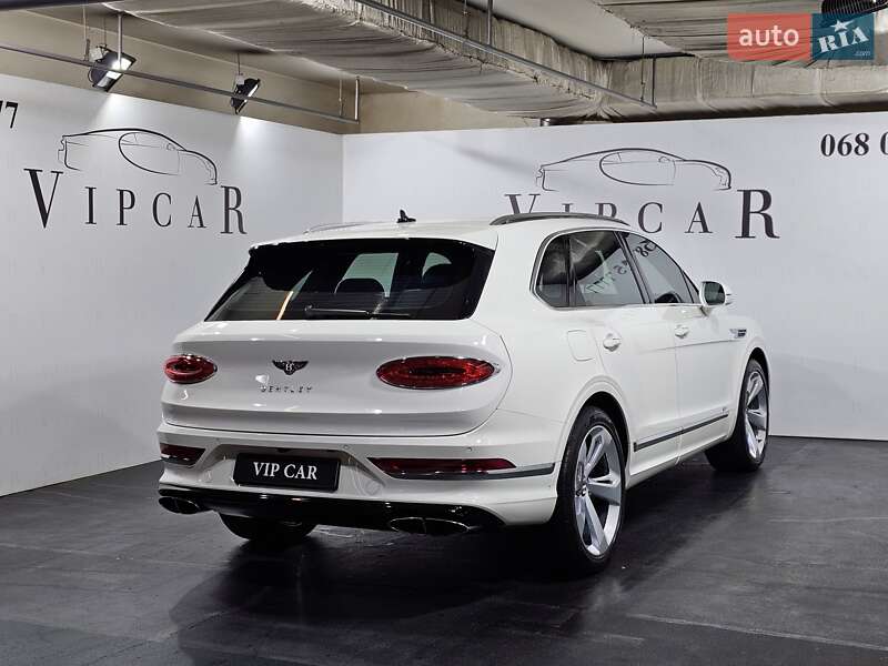 Позашляховик / Кросовер Bentley Bentayga 2021 в Києві фото 10 Позашляховик / Кросовер Bentley Bentayga 2021 в Києві