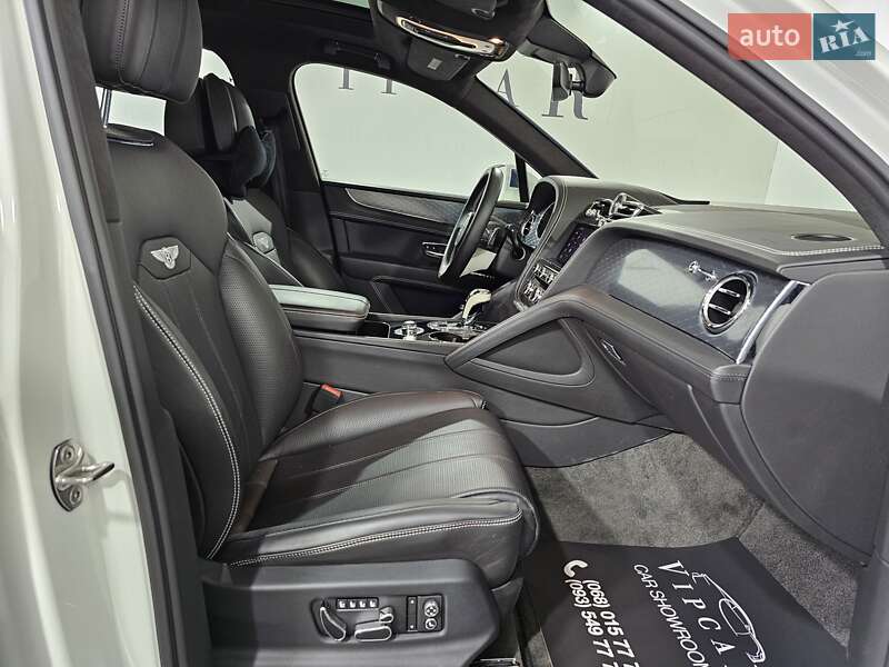 Позашляховик / Кросовер Bentley Bentayga 2021 в Києві фото 17 Позашляховик / Кросовер Bentley Bentayga 2021 в Києві